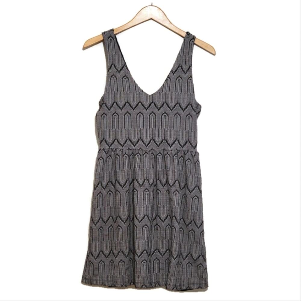 Lucky Brand Boho Chic Geometric Print Sleeveless V Neck Mini Dress Black White S